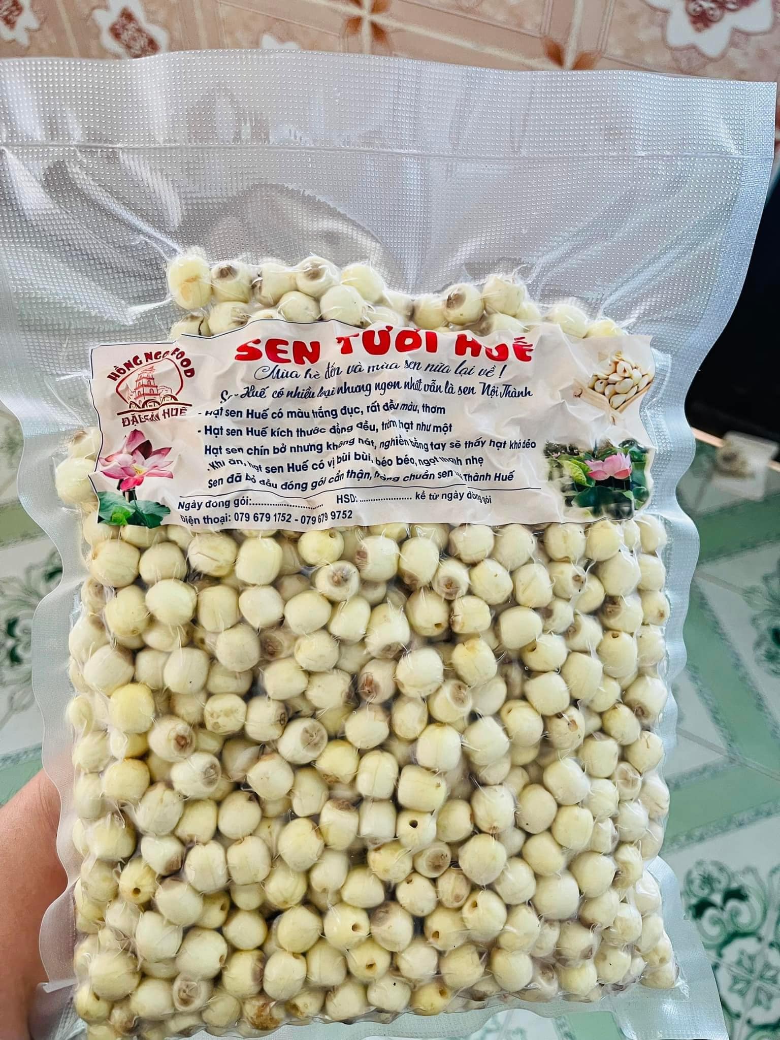 sen-tuoi